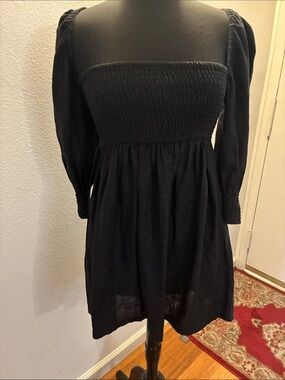 POSSE black linen mini dress XS 
26-28 waist bust stretched to approximately 30”